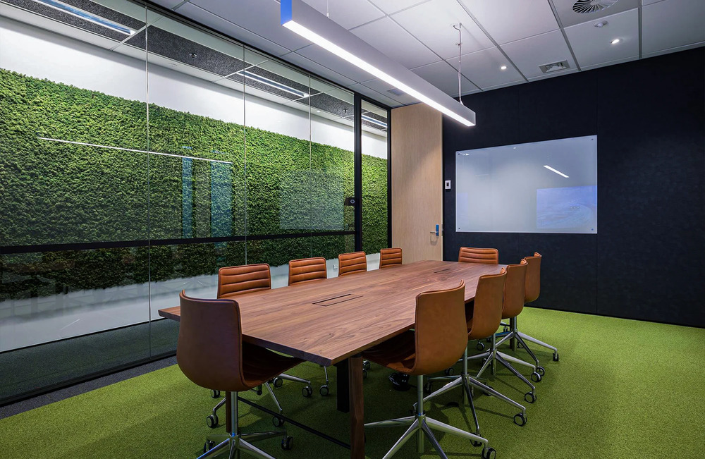 moss wall office