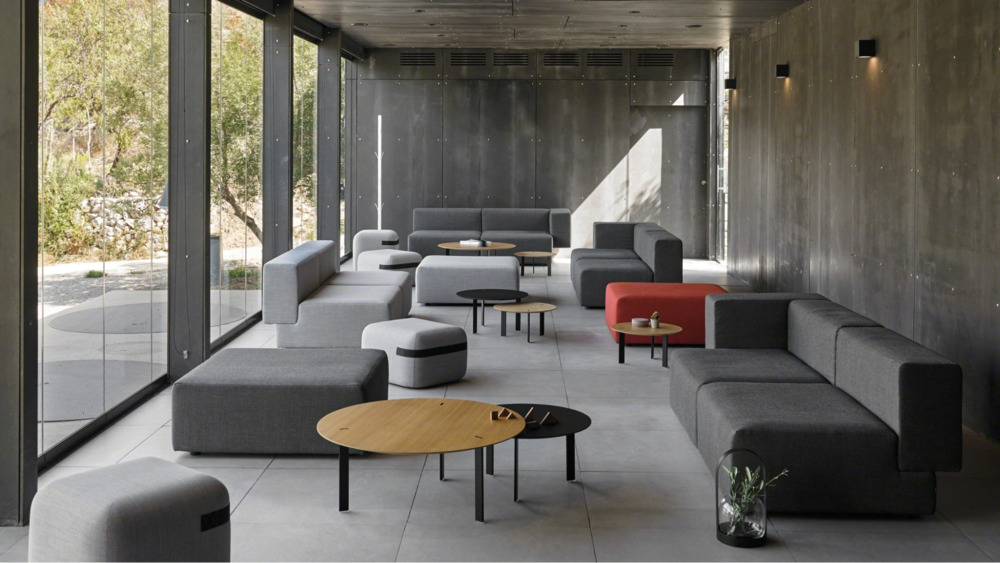 monochromatic office design